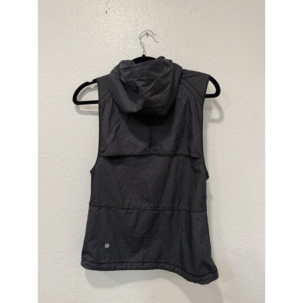 LULULEMON FUL ZIP HOOD TWO FRONT ZIP POCKETS WINDBREAKER VEST JACKET SIZE 4 - Picture 5 of 7